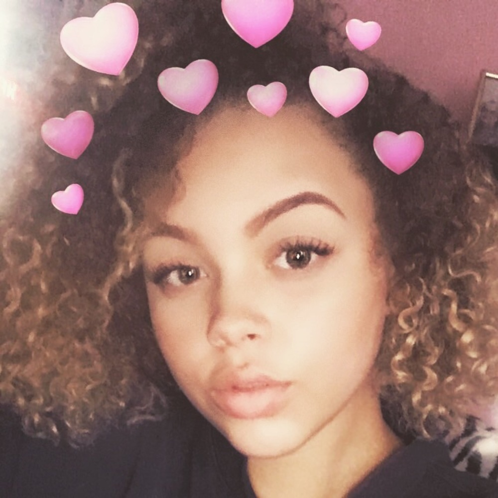 Meet your Posher, Armani